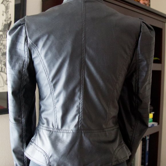 Women's Faux Leather Jacket By Qing Qing Fashion Asymmetrical Zip Closure - Picture 5 of 14